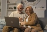 Savaitės Reddit investuotojų pulsas: Pensijų dugnas, AI burbulo baimės ir bankų spąstai